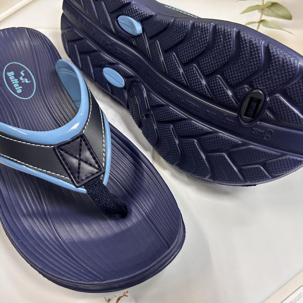 Buffalo牛頭牌 拿撒勒夾拖 909049