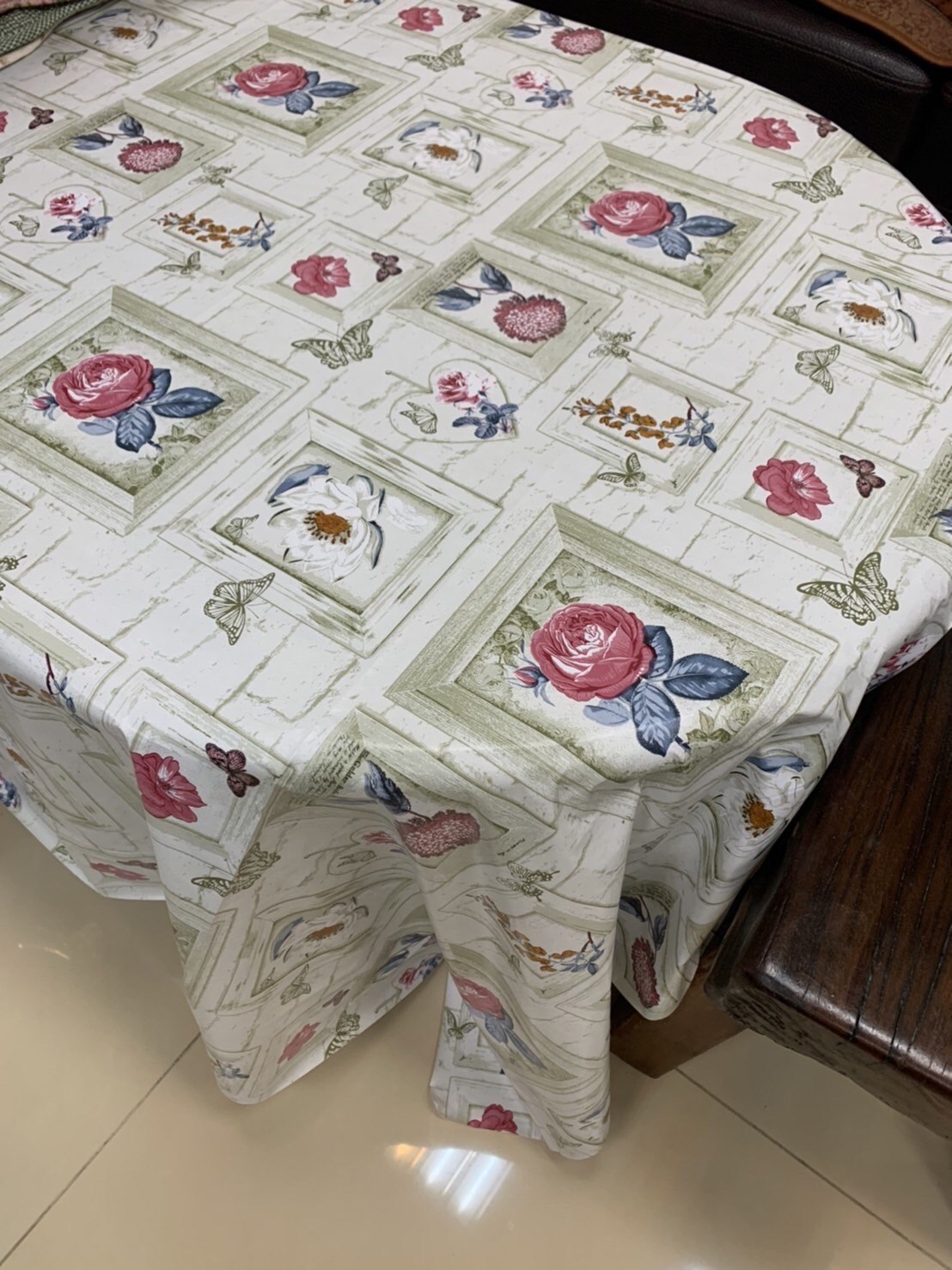 T1060-1 新巴客防水防油桌巾